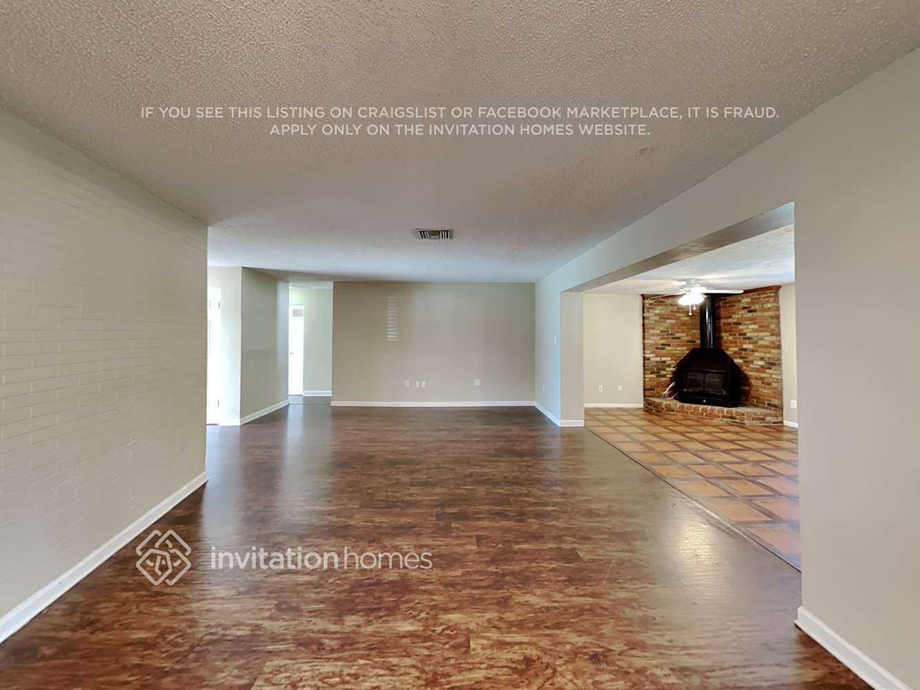 Building Photo - 1926 Valley Dr