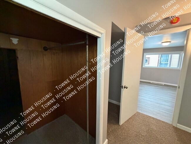 Building Photo - 311 Herkimer St