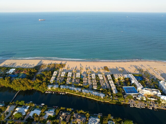 Building Photo - 1680 S Ocean Ln