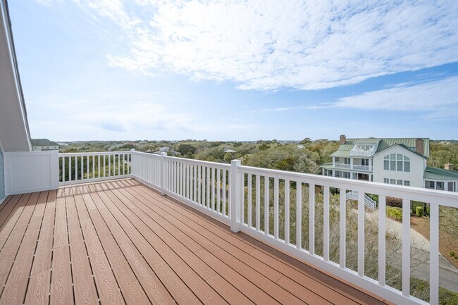 Building Photo - 509 Debordieu Blvd