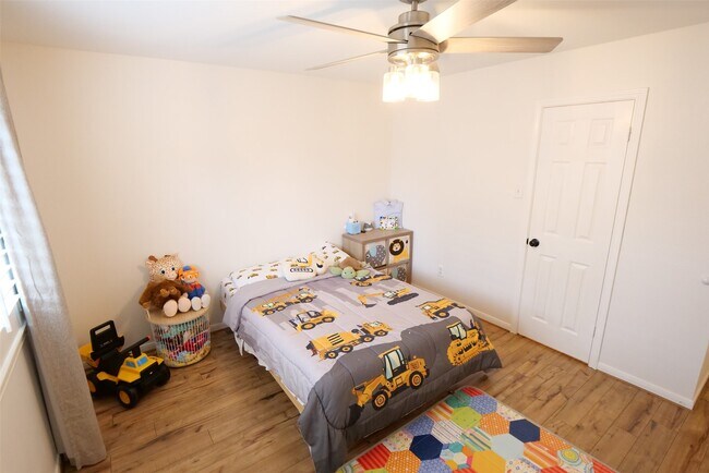 Building Photo - 17707 Noble Oak Ct