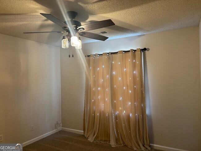 Building Photo - 4961 Brownwood Dr