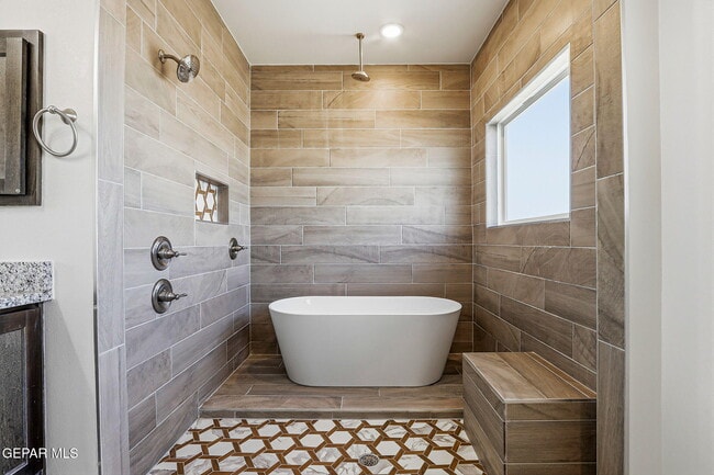 Building Photo - 904 Keenland Ave