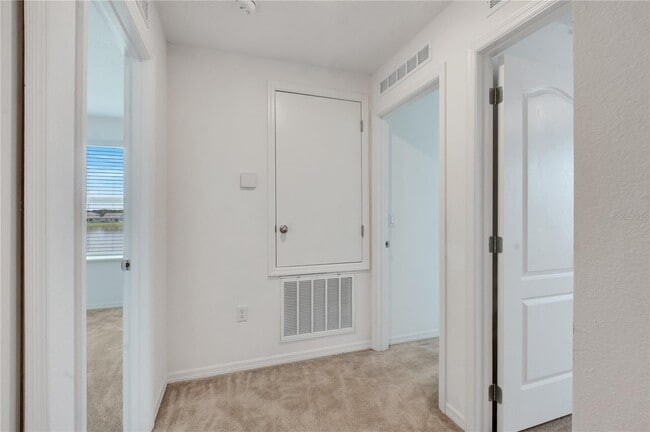 Building Photo - 2230 Canyon Breeze Ave