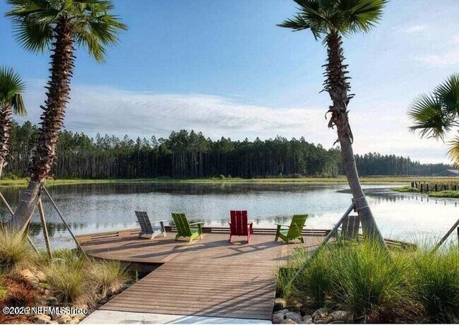 Building Photo - 504 Blue Daze St