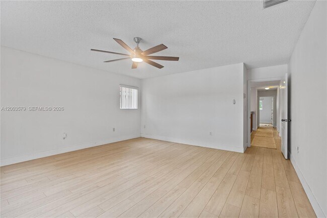 Building Photo - 237 NW 100th Ave