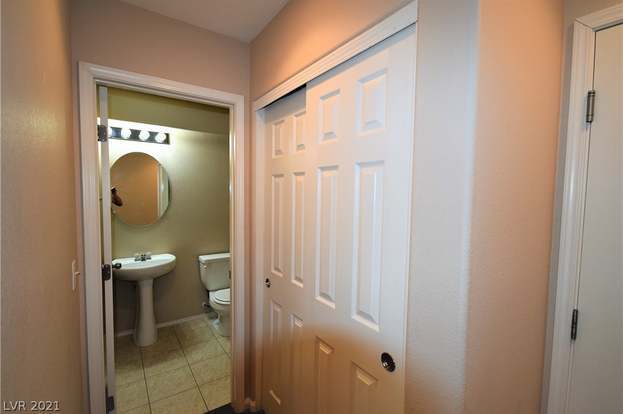 Building Photo - 10525 Silver Cholla Ct
