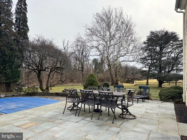 Building Photo - 481 Skippack Pike