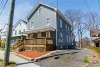 Building Photo - 31 Willetts Ave
