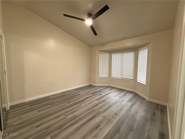 Building Photo - 8605 Glenmore Dr