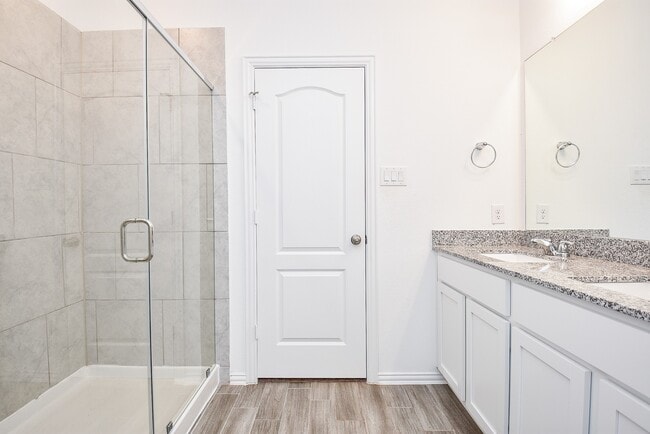 Building Photo - 31326 Black Frst Xing