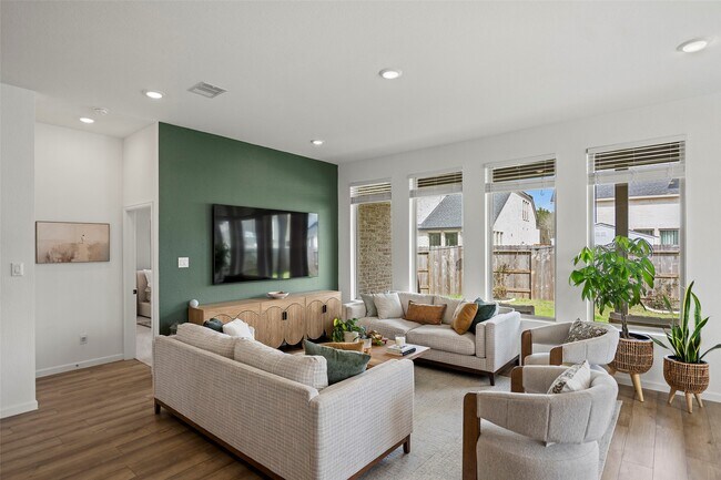 Building Photo - 29003 Spicewood Vly Dr