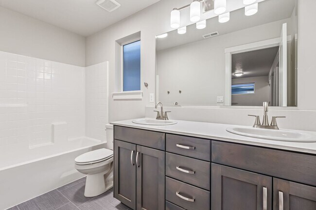 Building Photo - BRAND NEW BLACKROCK 4BD/2.5BA MERIDIAN HOME!