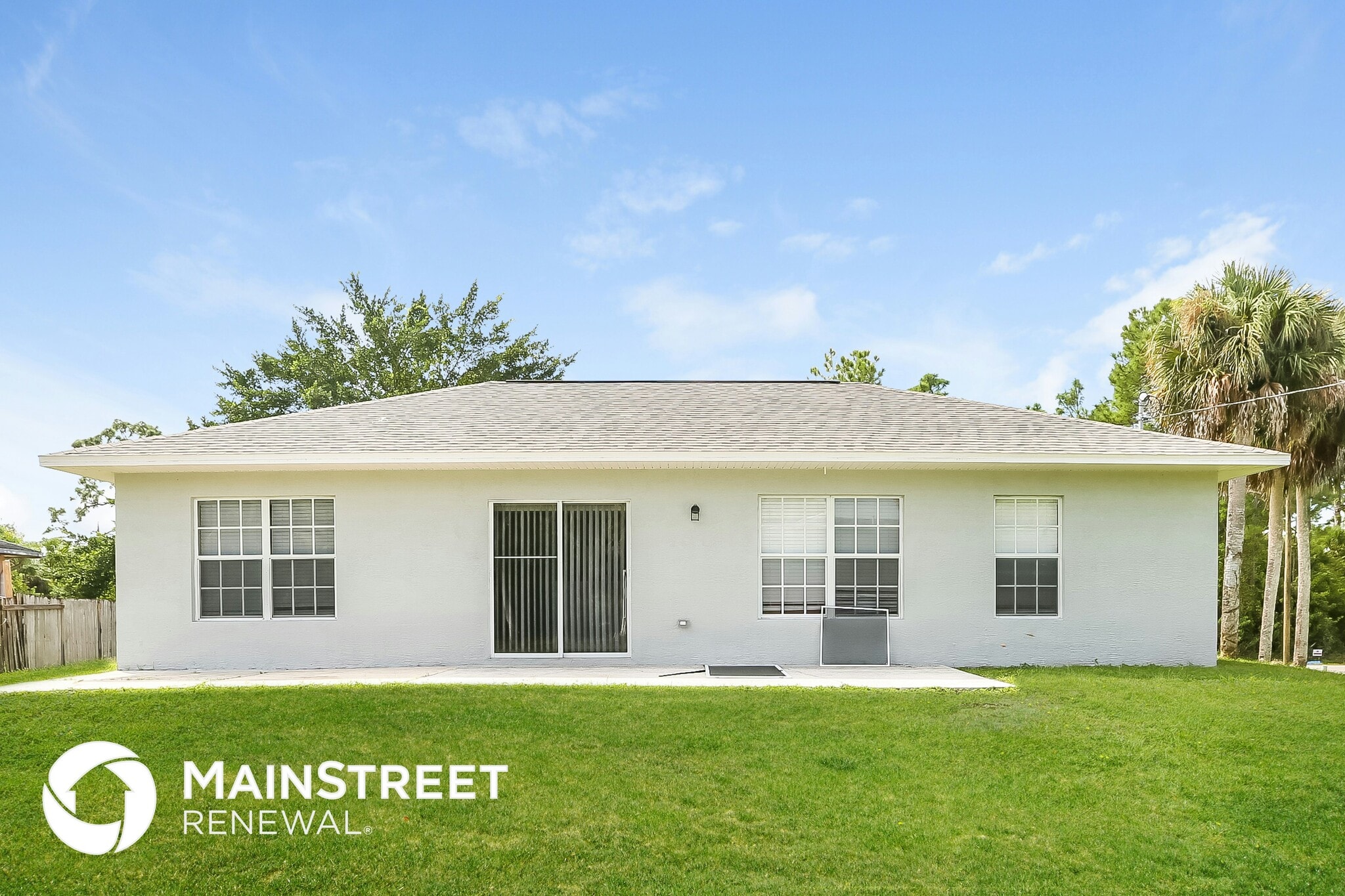 Building Photo - 1245 Amherst St E