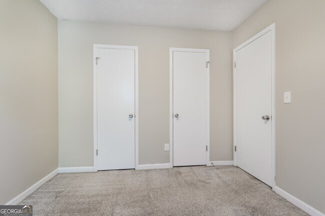 Building Photo - 3618 Chinaberry Ln