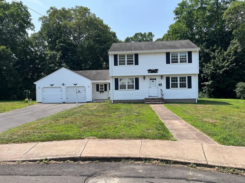 Primary Photo - 116 Woodhill Rd