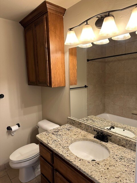 Building Photo - 640 SW 6th St