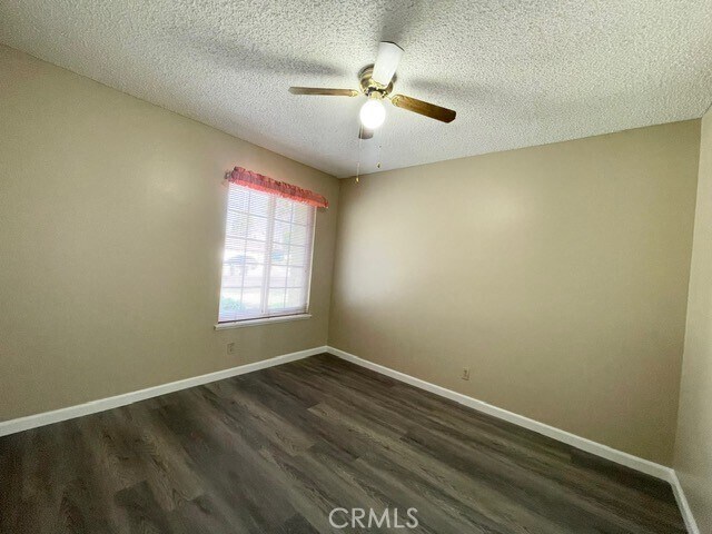 Building Photo - 825 Ardmore Ct