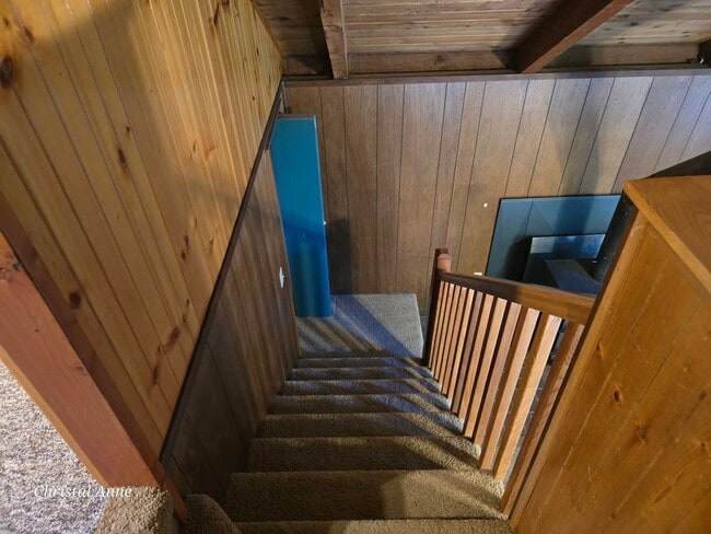 Building Photo - Waterfront 1 bedroom with a loft