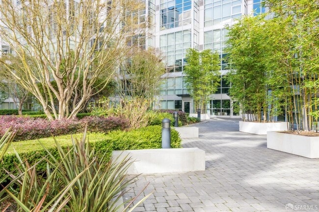 Building Photo - 200 Brannan St