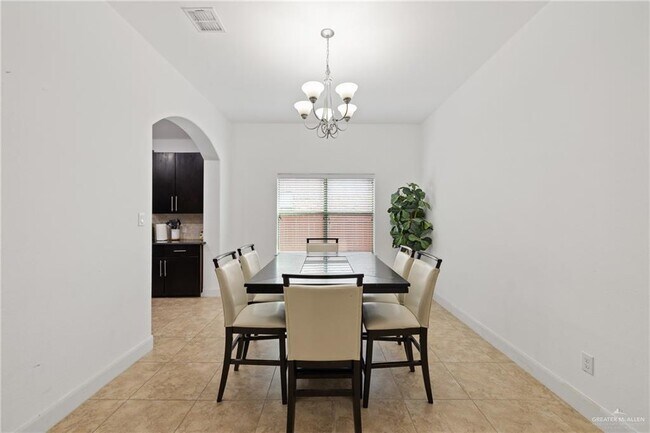 Building Photo - 26 Santa Inez St