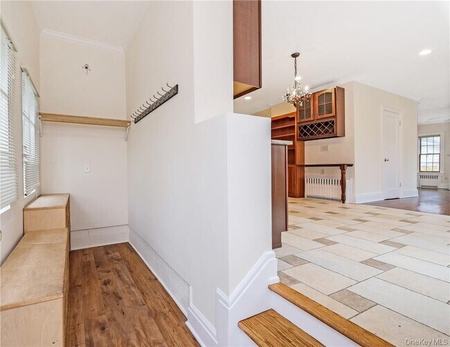 Building Photo - 43 Palmer Ave