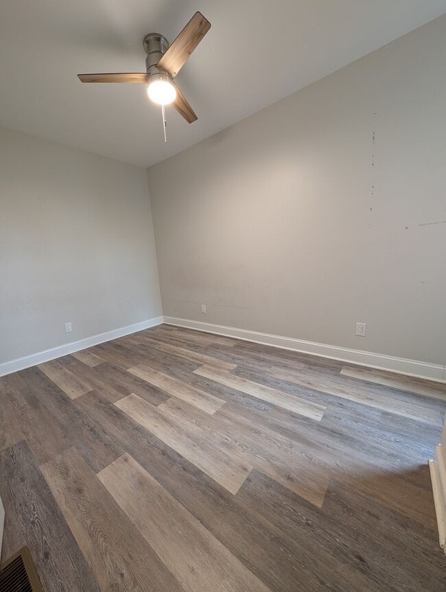 Building Photo - Brand New home!!