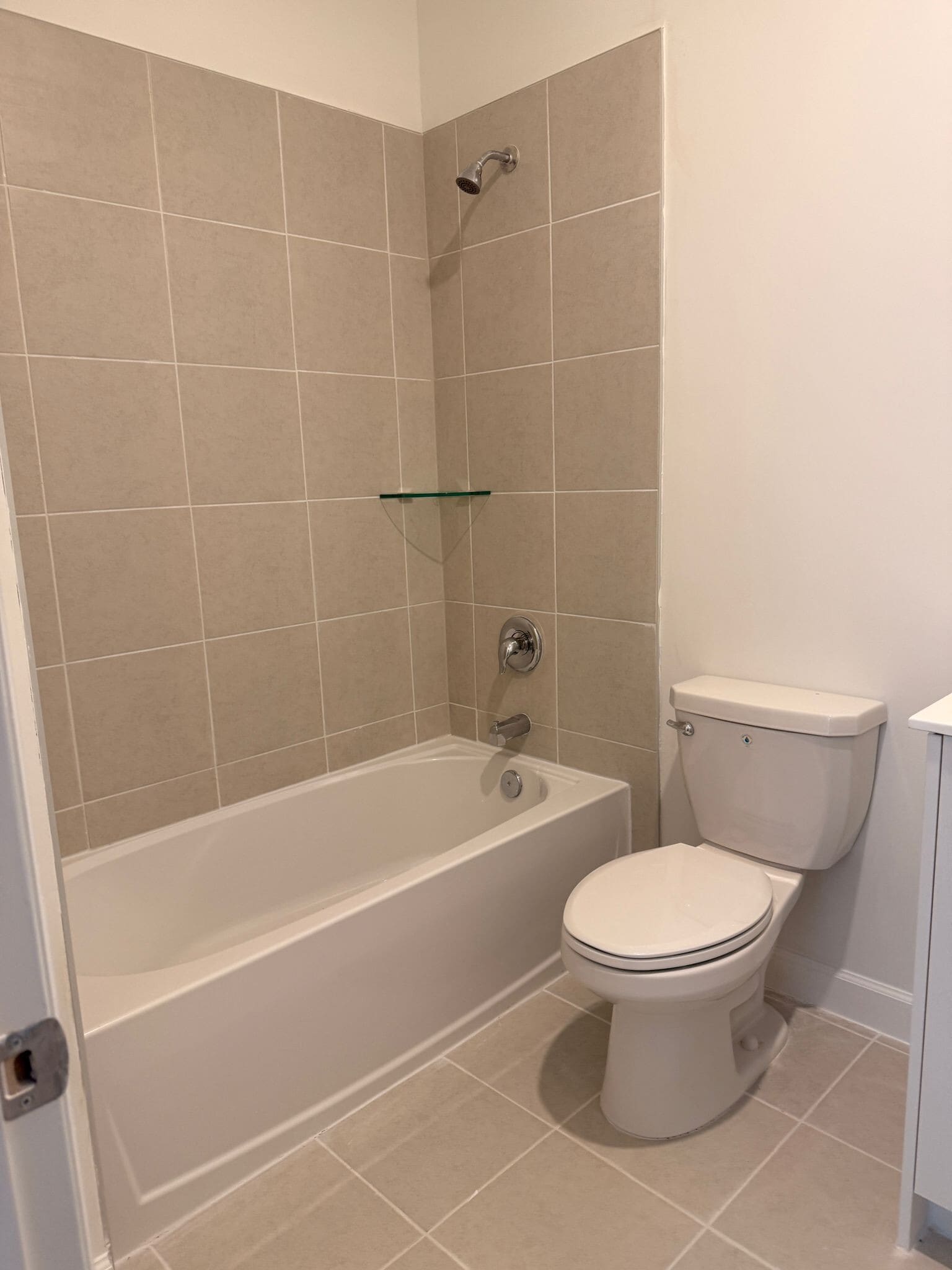 Building Photo - 2954 SE 23rd Ave