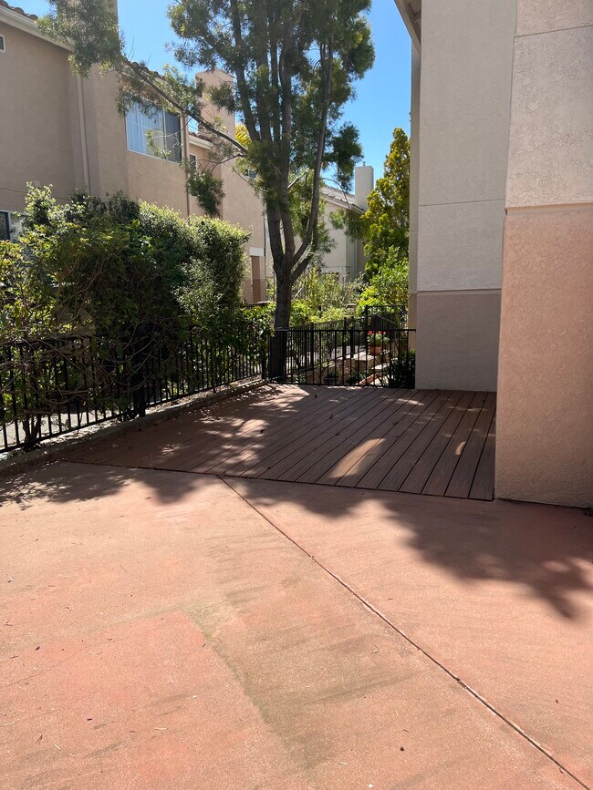 Enclosed Patio - 1235 Chaparral Cir