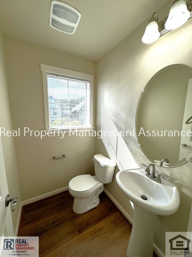 Building Photo - Spacious, well-designed home in desirable River Terrace community in Beaverton/Sherwood!