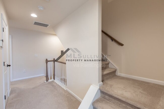 Building Photo - 1119 Southpoint Trl