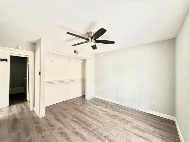 Building Photo - 7200 W T C Jester Blvd