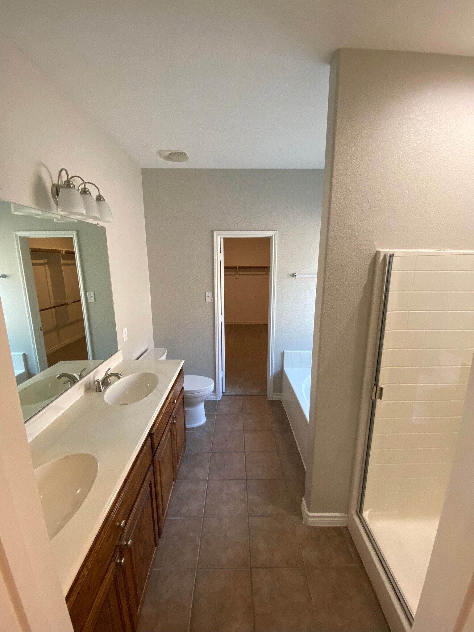 Master bath - 12404 Pinestraw Rd