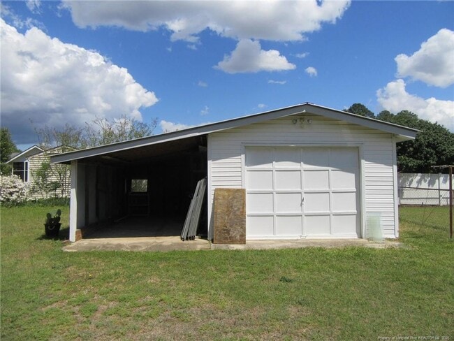 Building Photo - 861 Brighton Rd