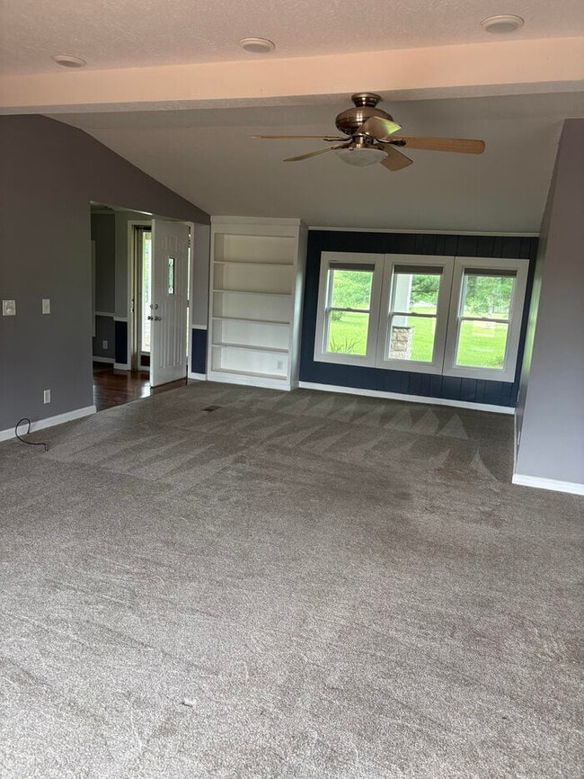 Building Photo - Charming 4 beds 2 baths in Johnstown!