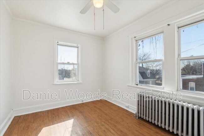 Building Photo - 2541 W 7th st