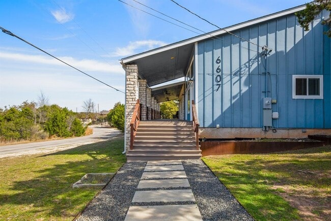 Building Photo - 6607 Avenida Ann St