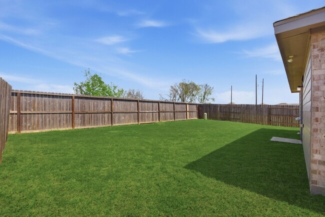 Building Photo - 14427 Woodcott Warren Wy