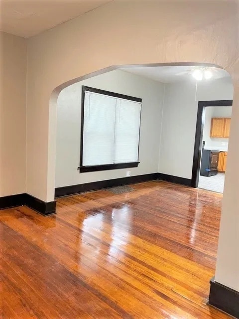 Building Photo - 310 Pullen Ave