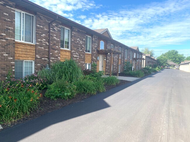 Primary Photo - Two Bedroom Apartment - Lower Level with L...