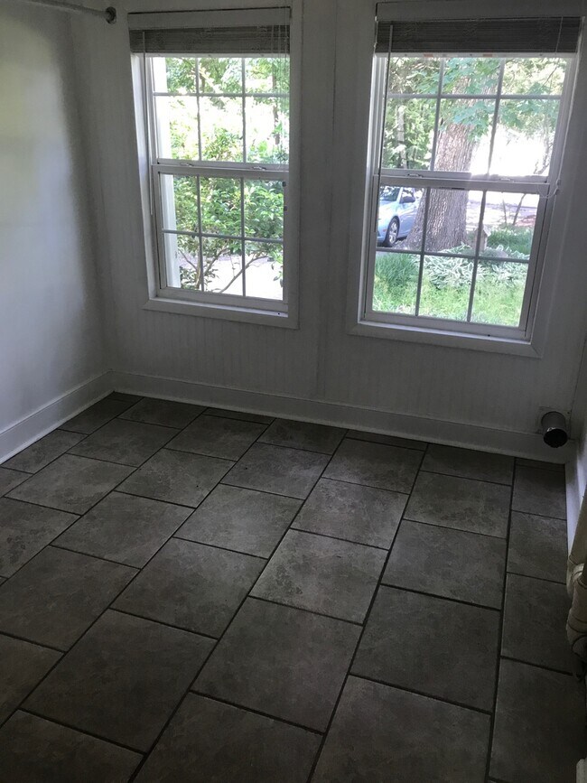 Building Photo - 3 Bedrooms and 3.5 Bathrooms-Coming Soon