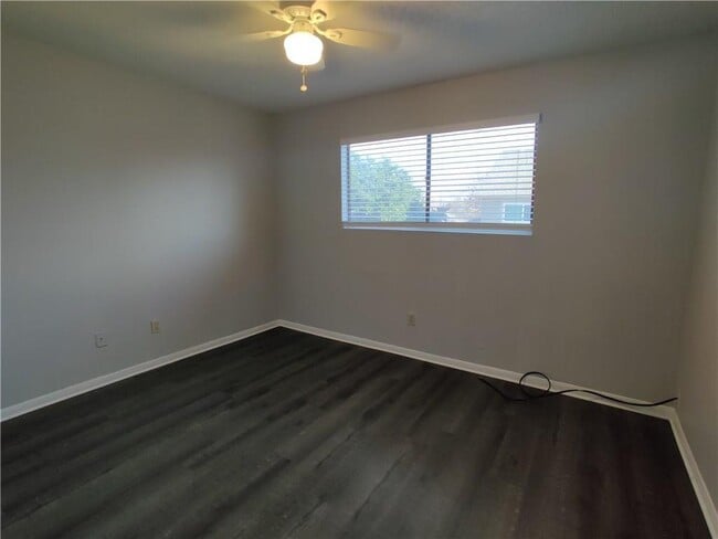 Building Photo - 8705 Schick Rd