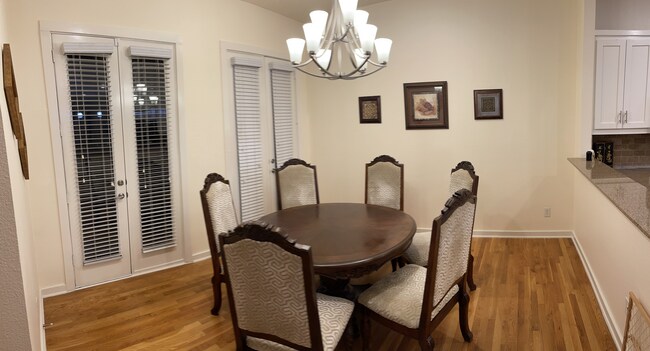 Building Photo - 3320 Douglas Ave