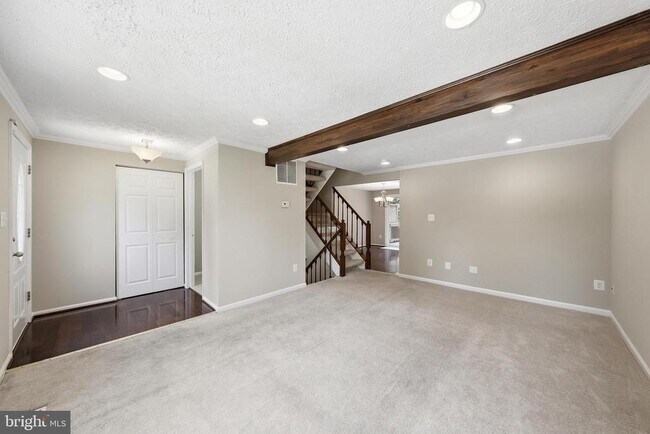 Building Photo - 14126 RED RIVER Dr