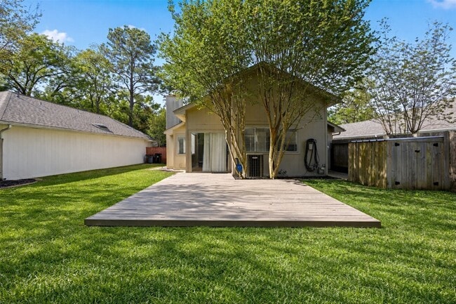 Building Photo - 8518 Pool Creek Dr