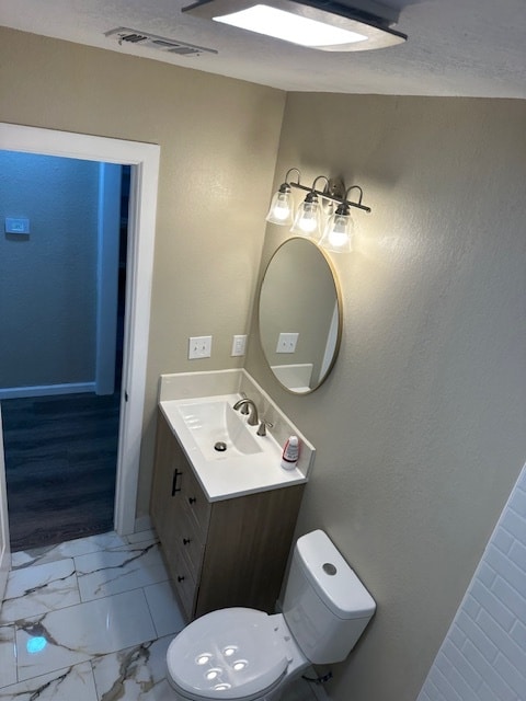 Building Photo - 725 N 14th St