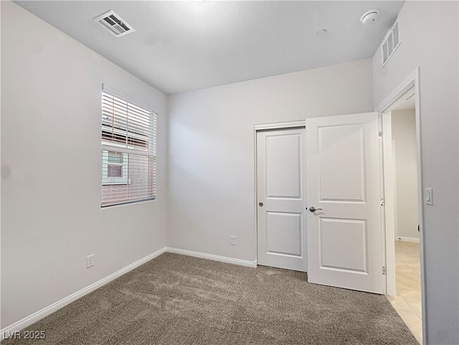 Building Photo - 69 Serene Tempo Ave