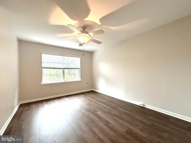 Building Photo - 5700 Medallion Ct