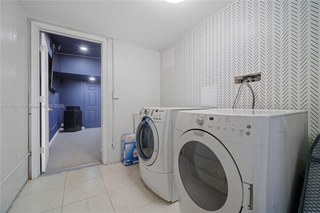 Building Photo - 951 NW 148th St