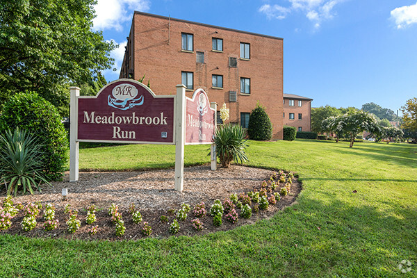 Building Photo - Meadowbrook Run